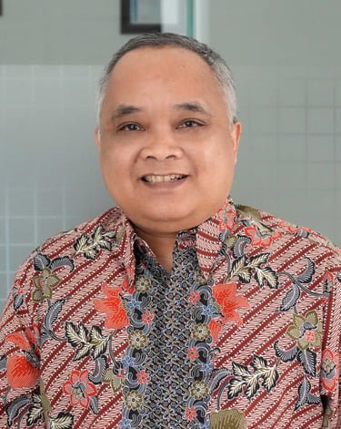 Portrait of Nur Rachmat Yuliantoro